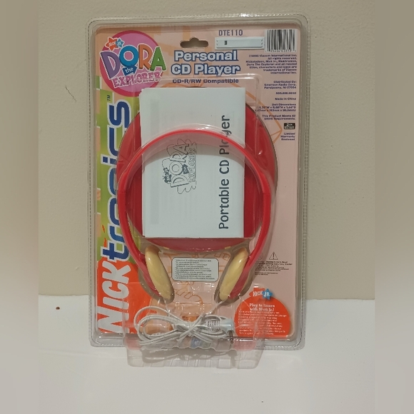 Nicktronics Dora The Explorer Portable CD Player Purple 2005 Brand New Sealed - Picture 6 of 12